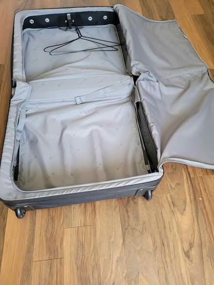 Photo of free Suit / garment carrier (Hitchin SG5) #2