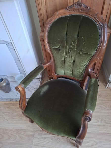 Photo of free Armchair (Buckhurst Hill IG9) #1