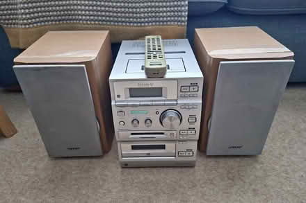 Photo of free Hifi (Willingdon BN22) #1