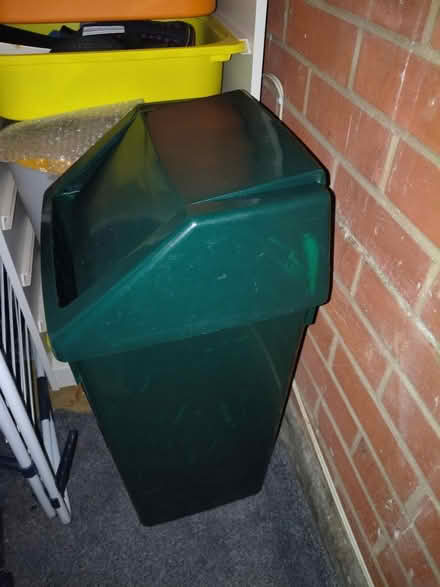 Photo of free Green bin (OX14 Abingdon) #1