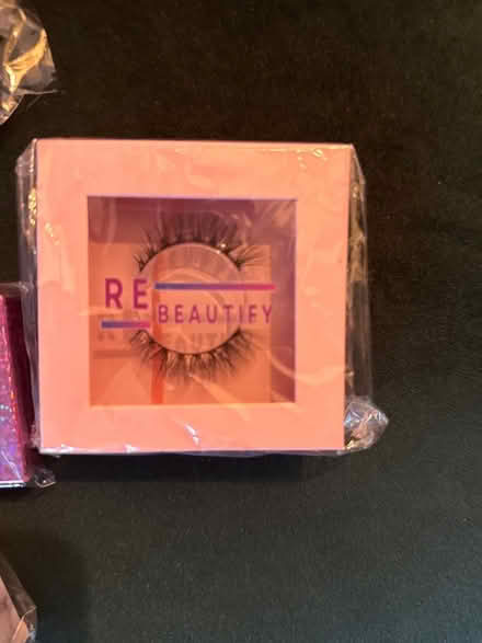 Photo of free Fake eyelashes (Near Saint Luke’s EC1V) #3