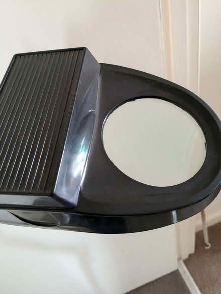 Photo of free Black metal anglepoise magnifying lamp (France Lynch GL6) #2
