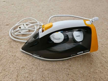 Photo of free Steam iron (Kings Langley WD4) #1