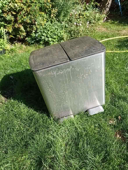 Photo of free Stainless steel double bin (Wimbledon Village SW19) #2