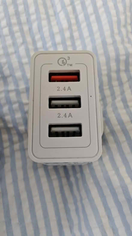 Photo of free 30w multi port charger plus cables (Carbis Bay TR26) #3