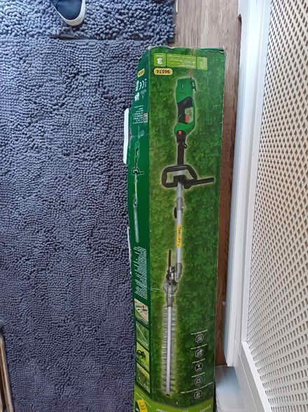 Photo of free Electric pole style hedge trimmer (Owlthorpe S20) #1