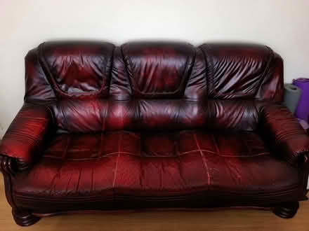 Photo of free Three seater sofa - very comfortable and in good condition (Rayner's Lane HA2) #1