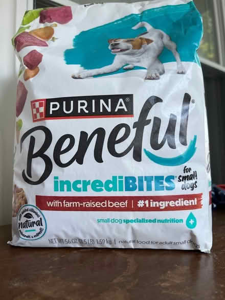 Photo of free Purina Dog chow (Medford-Fulton Heights) #2