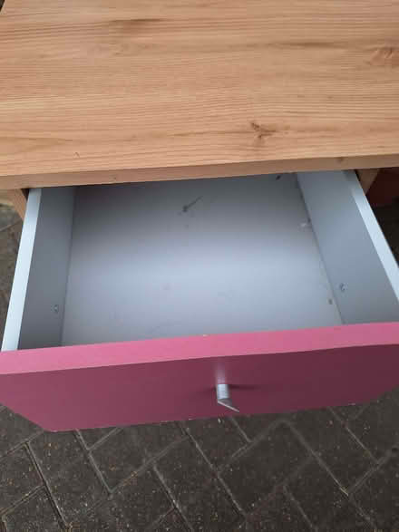 Photo of free Kids desk (Belmont HA7) #4