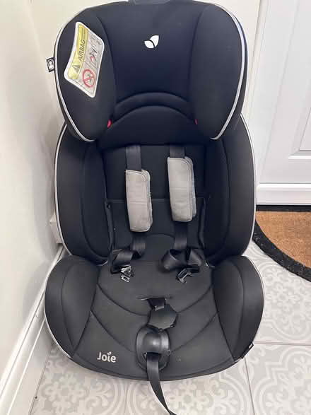 Photo of free child car seat (Heaton Moor SK4) #1