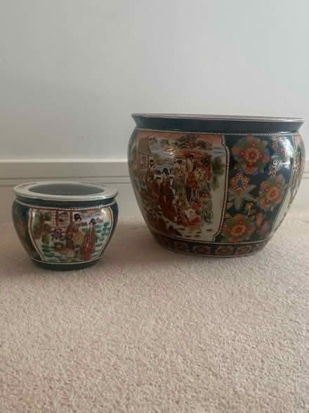 Photo of free Matching large and small plant pots (Caversham RG4) #1