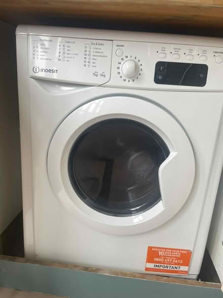 Photo of free Indesit washing machine (sw6) #1