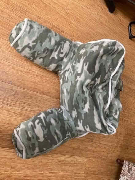 Photo of free back/arm support cushion (Leighton Buzzard LU7) #2