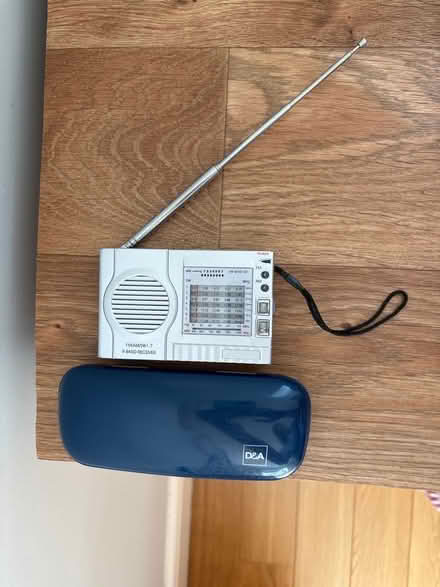 Photo of free Small battery FM / AM / SW 1-7 radio (Eastbourne BN20) #1