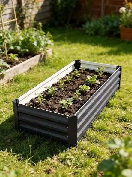 Photo of Vegetables planter (Breightmet BL2) #1