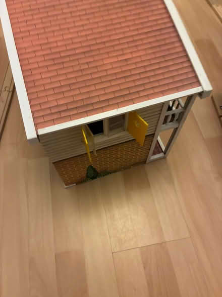 Photo of free Vintage doll house / farm house (Southfields SW18) #4