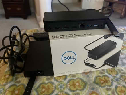 Photo of free dell universal dock (Monrovia - off Bartholows Road) #1