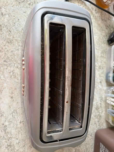 Photo of free Duo slot, 4 slice, cool wall toaster (Welling DA16) #2