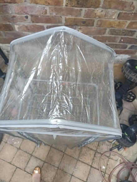 Photo of free Mini greenhouse Richmond TW10 (Richmond upon Thames TW10) #2