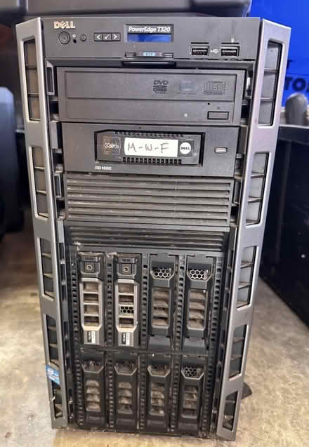 Photo of Computer/server (oakville) #1
