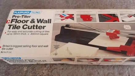 Photo of free Tile cutter (Byfleet KT14) #1