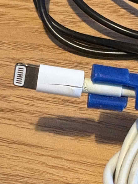 Photo of free USB, USBC & Lightning charger leads (New Eltham SE9) #4