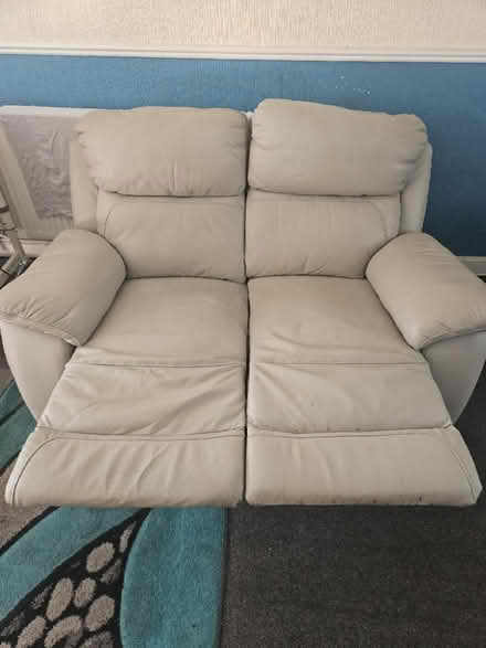 Photo of free 2 seater recliner (Telford TF3) #1