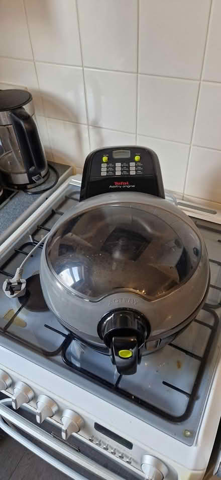 Photo of free Original tefal air fryer (Hillsborough S6) #1