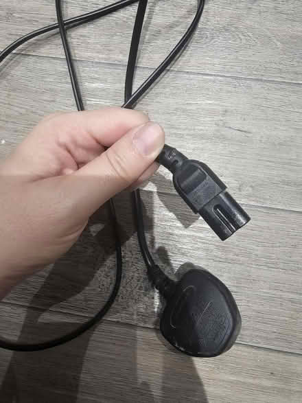 Photo of Printer cable (HU8 james reckitt) #2