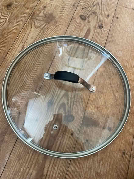 Photo of free Large pan lid (Alcester Lanes End B14) #1