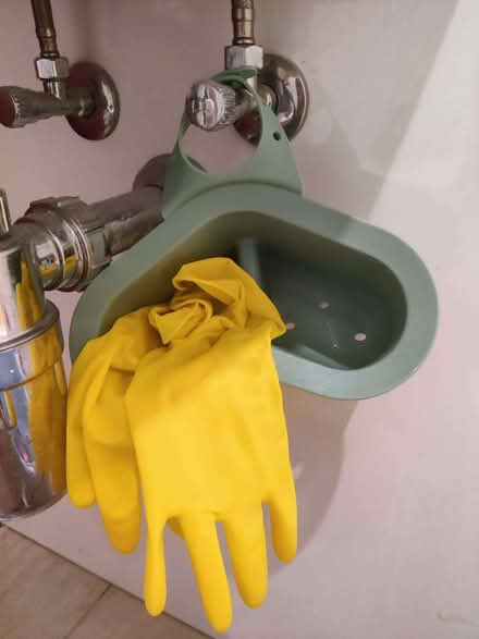 Photo of free Hanging Sink Organiser / Sponge Holder (White City W12) #1