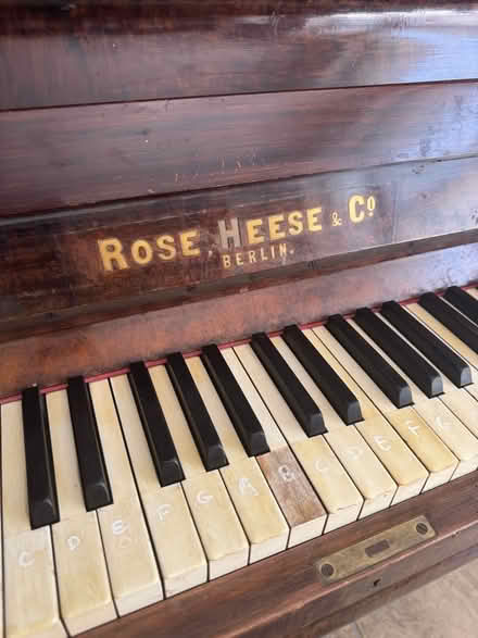 Photo of free Upright Piano (May need a retune) (Isleworth TW7) #4