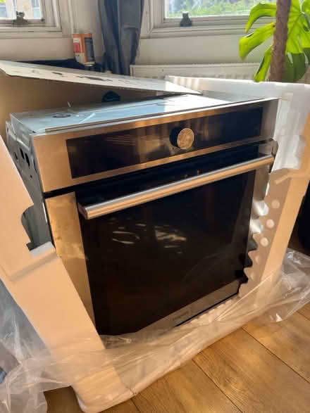 Photo of free Hotpoint fitted oven (Wilbury avenue BN3) #1