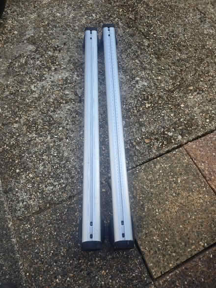 Photo of free Audi Q5 roof bars 09-16 (Church crookham fleet GU52) #1