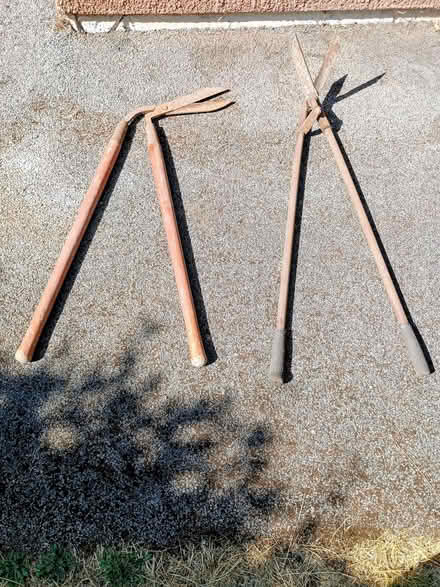 Photo of free Long-handled lawn edging shears (Nailsea BS21) #2