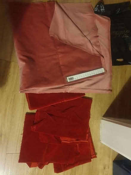 Photo of free A large piece of pink velvet (Marston OX3) #1