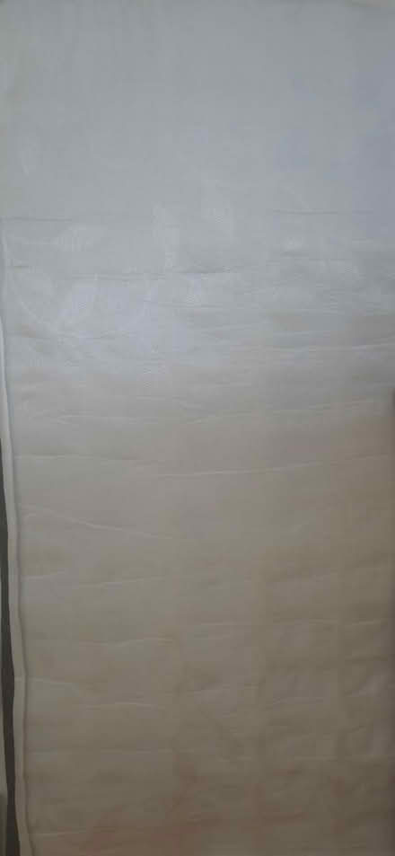 Photo of free Double divan bed with mattress (Bracknell harmans RG12) #3