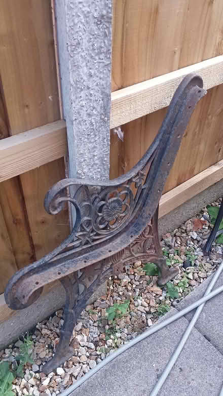 Photo of Cast iron garden furniture (Warrington) #2