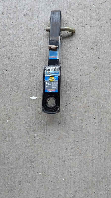 Photo of free 1 1/4 " hitch (Orléans) #1