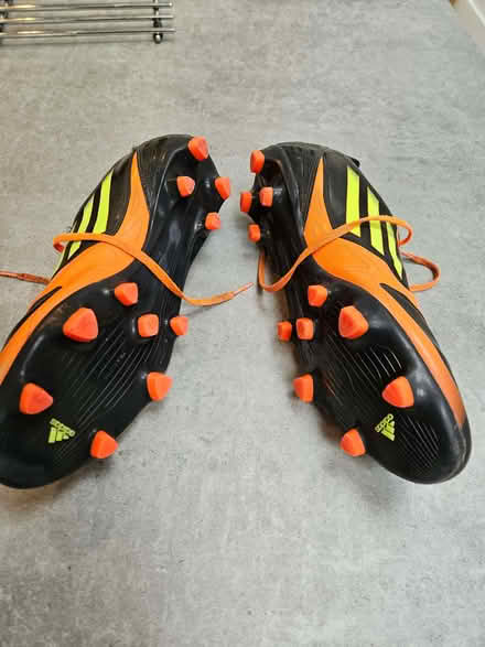 Photo of free Adidas f50 football boots size 9 with bootbag (Wandsworth Common SW11) #2