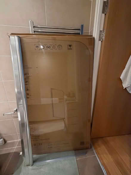 Photo of free Glass and metal bath screen (Canning Town E16) #1