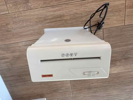Photo of free Electric shredder (AL4 Wheathampstead) #1