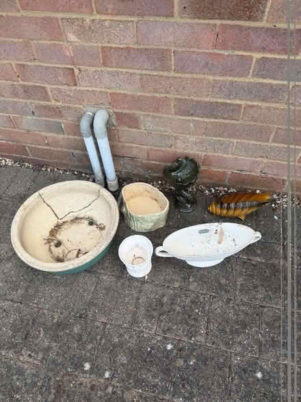 Photo of free plant pots, flower display, would (Barkham RG41) #1