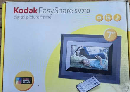 Photo of free Digital picture frame (Kingwood Common RG9) #1