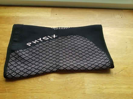 Photo of free Knee Support (Kendal LA9) #2