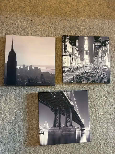 Photo of free Canvas Artwork New York (East Malling ME19) #2