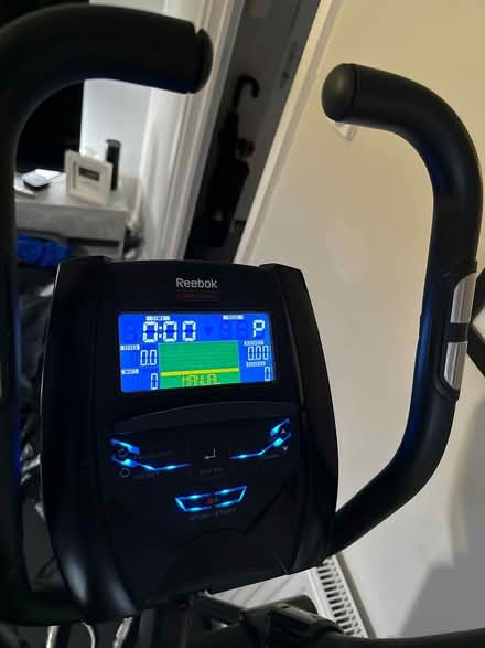 Photo of free Reebok GX40 - Cross Trainer (SW10) #2