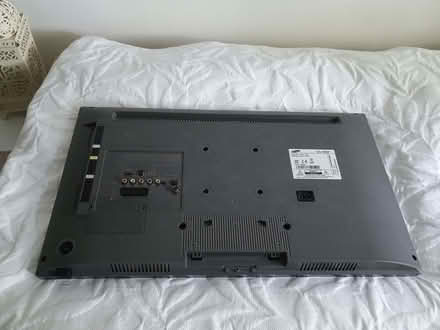 Photo of free Television 28inch (Twickenham TW1) #2
