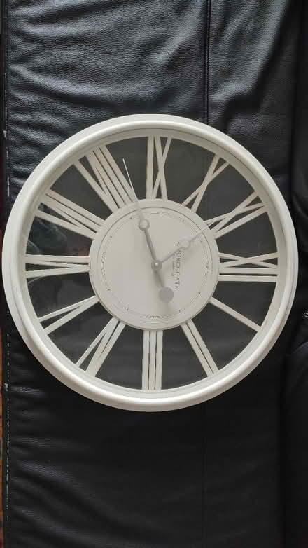 Photo of free Wall clock (Lenham ME17) #1