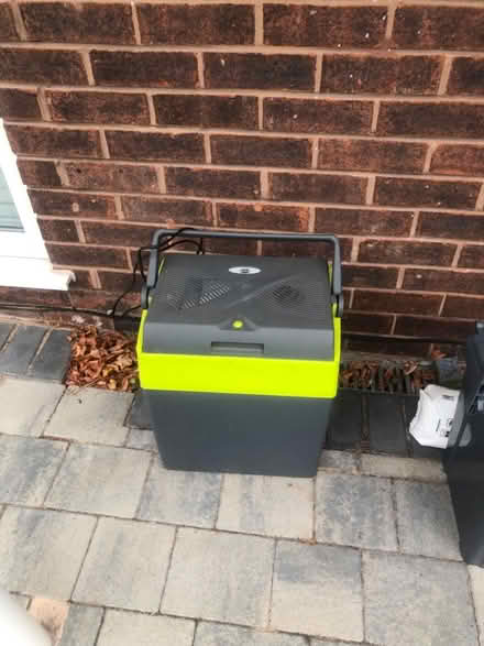 Photo of free Cool box- mains works but 12v not (Spital, Wirral CH63) #1